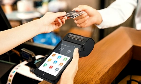 星支付POS机：同时交易有的秒到有的第二